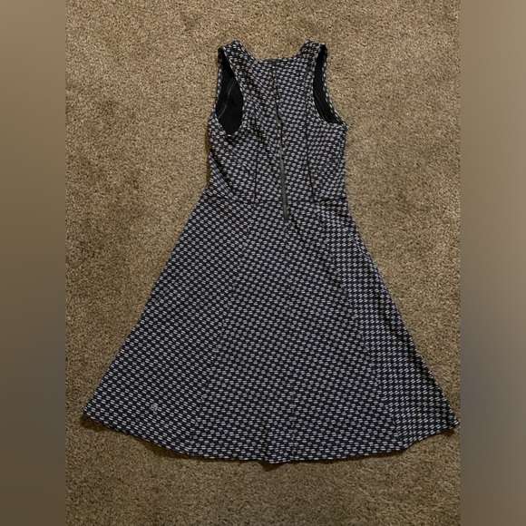 Lululemon &go ‘til dawn dress - Picture 2 of 5